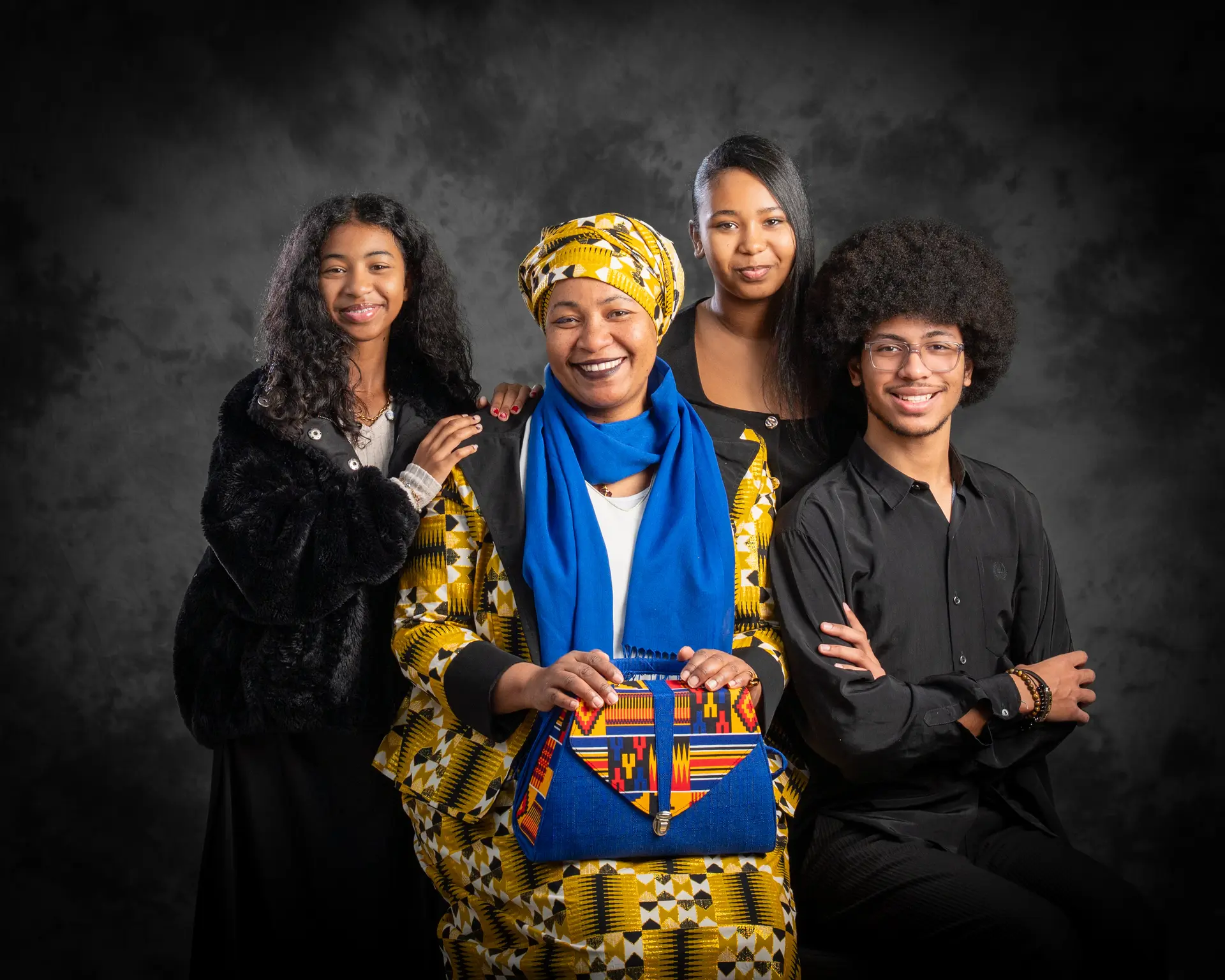 Portrait studio famille — Den'iso Photographie Saône
